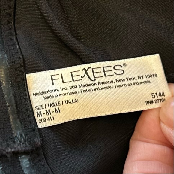 Maidenform Flexees High Waisted Smoothing Panty Shaper Women’s SZ Medium - Picture 4 of 6